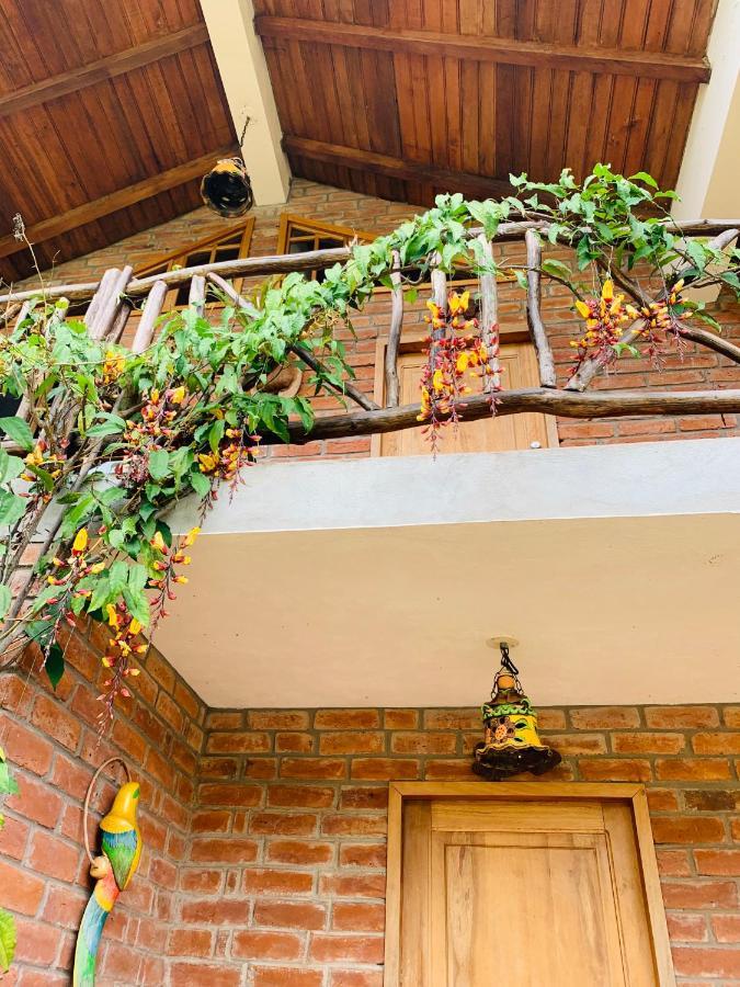La Casa Del Rio B&B بويو المظهر الخارجي الصورة