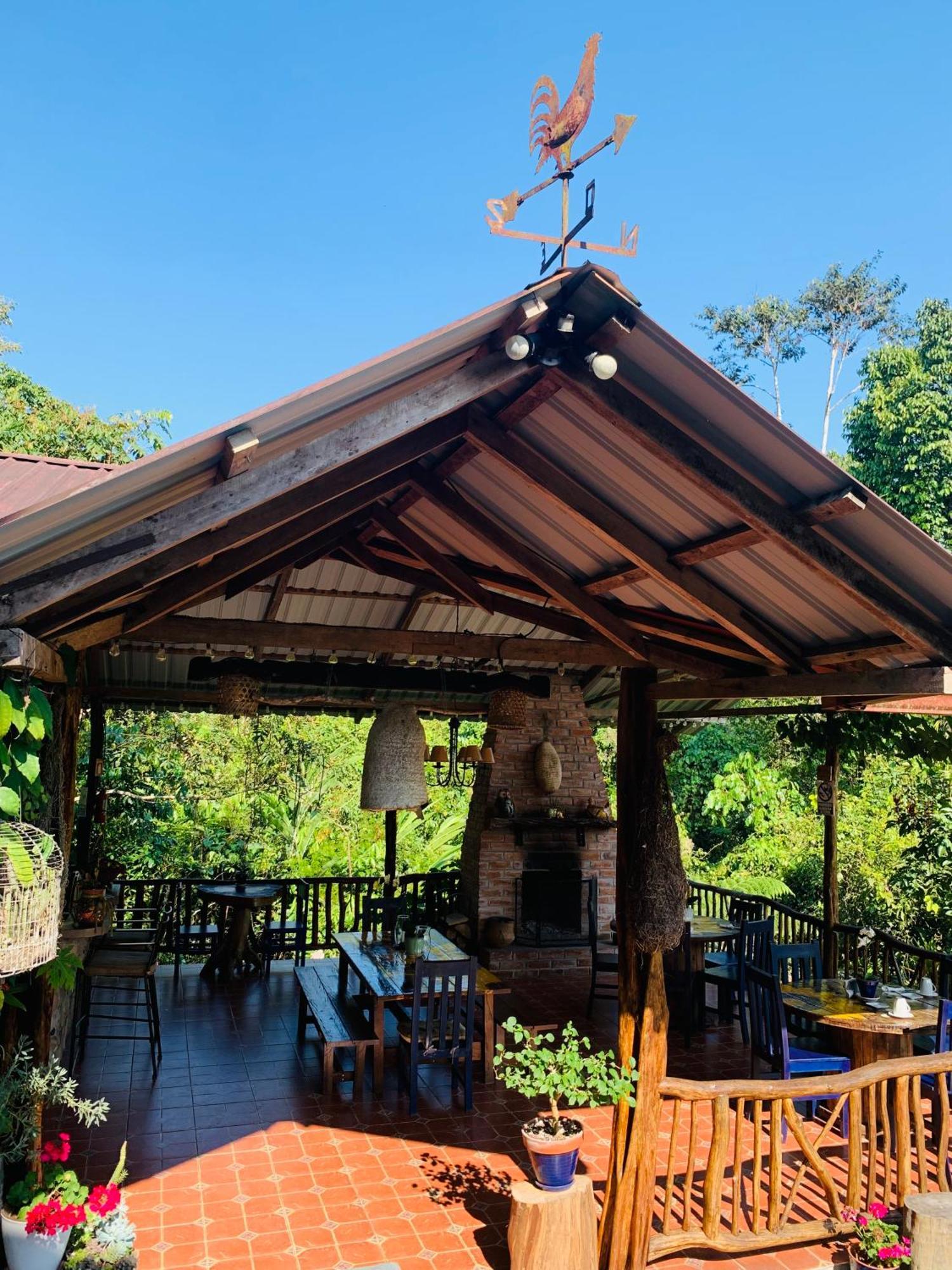 La Casa Del Rio B&B بويو المظهر الخارجي الصورة